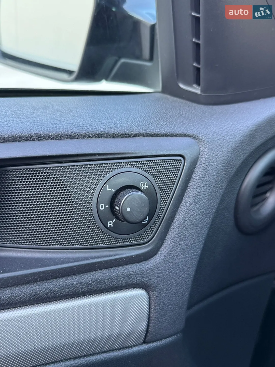 2011 Skoda Octavia - мініатюра 20