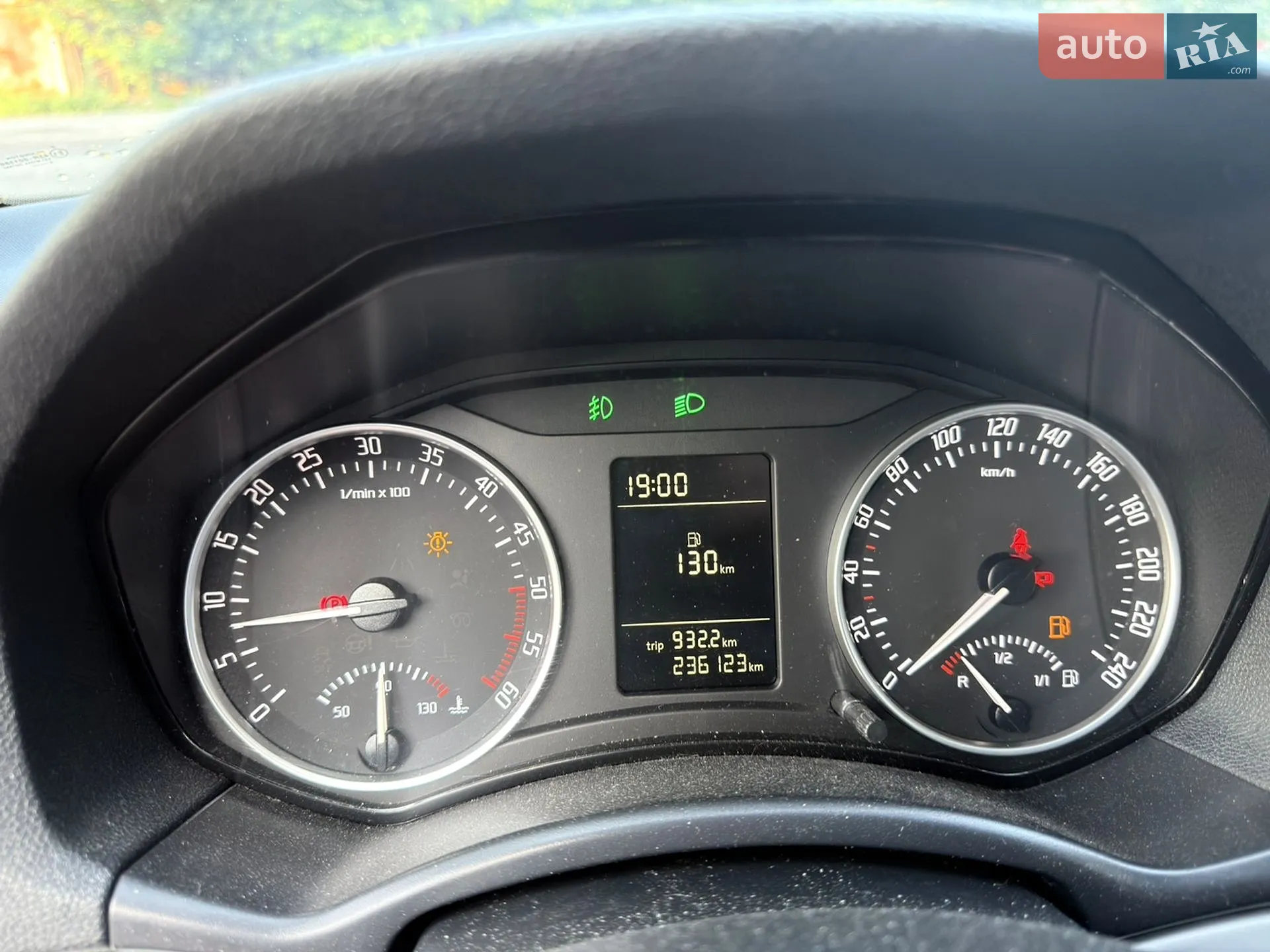 2011 Skoda Octavia - мініатюра 6
