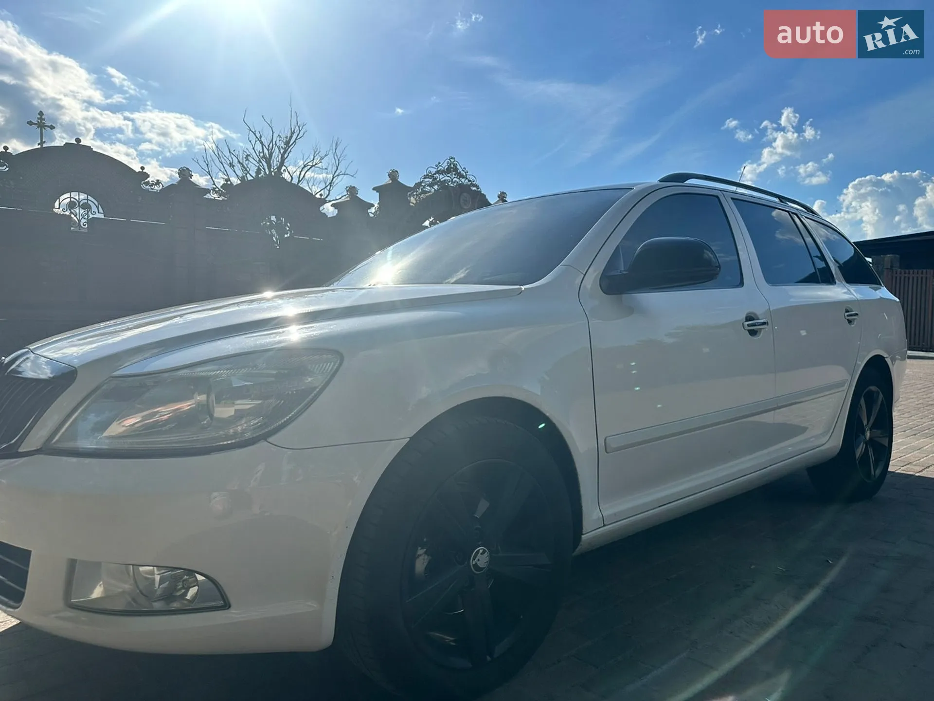 2010 Skoda Octavia - мініатюра 9