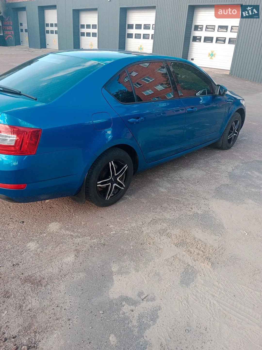 Skoda Octavia 2015 VIN TMBAJ2NE7GB006071 фото оголошення 7 з 16