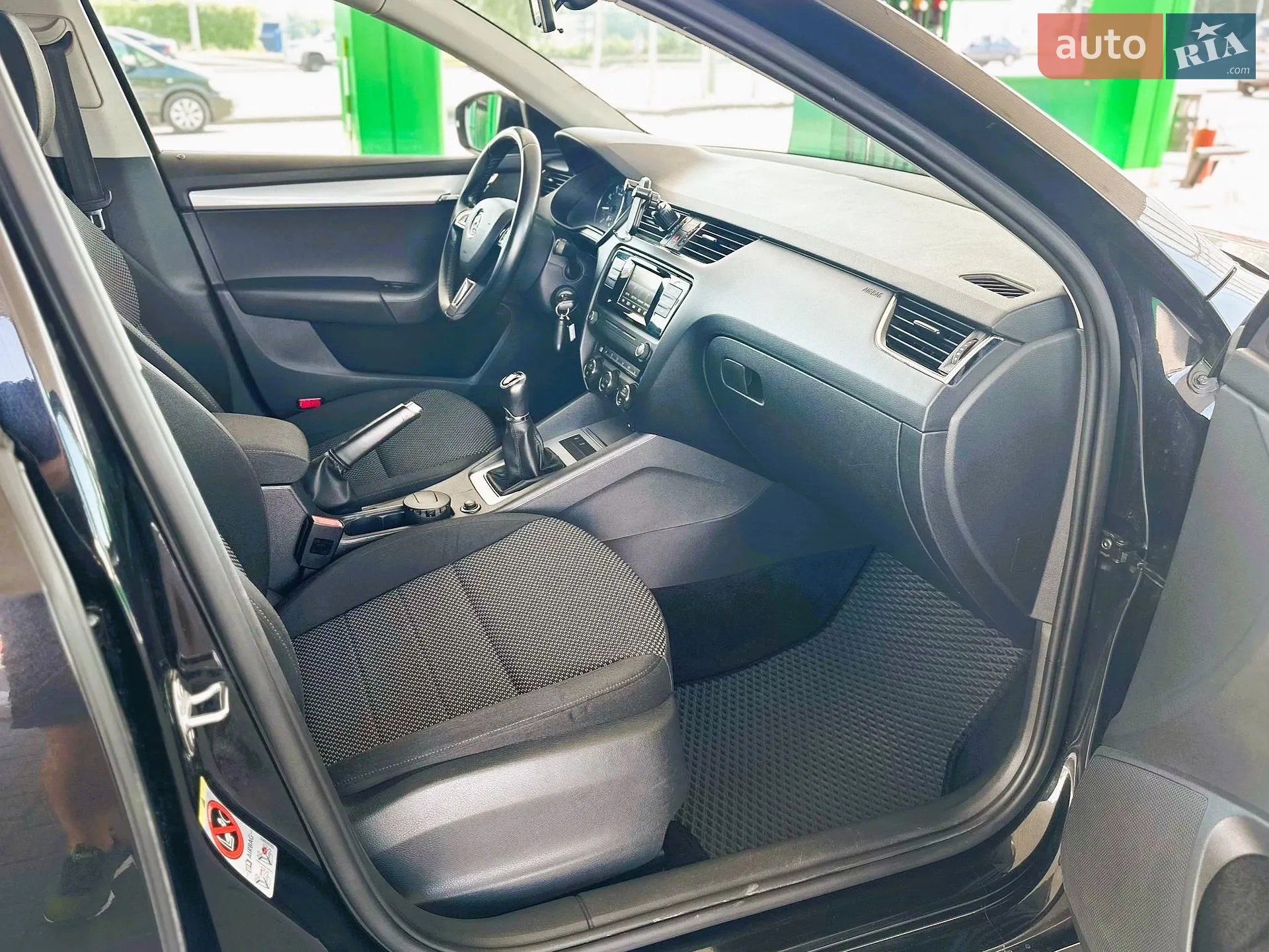 2016 Skoda Octavia - мініатюра 28