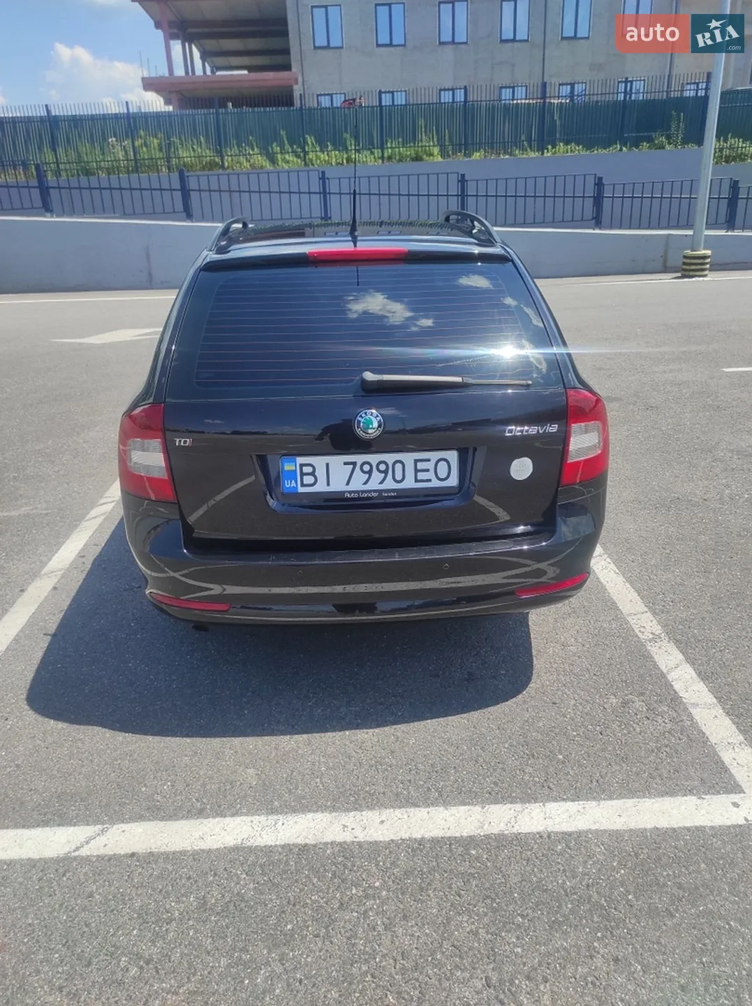 Skoda Octavia 2012 VIN TMBHE61Z5C2144088 фото оголошення 6 з 16
