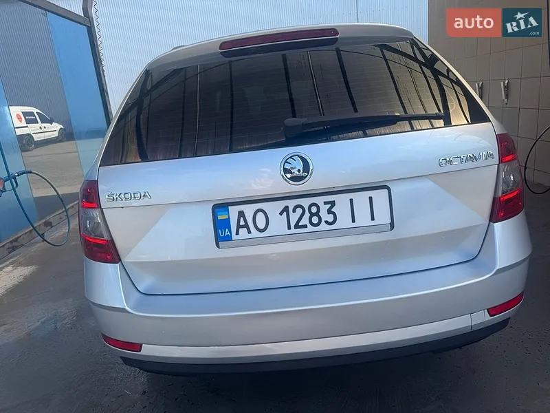 Skoda Octavia 2018 VIN TMBJG7NE2J0341060 фото оголошення 3 з 38