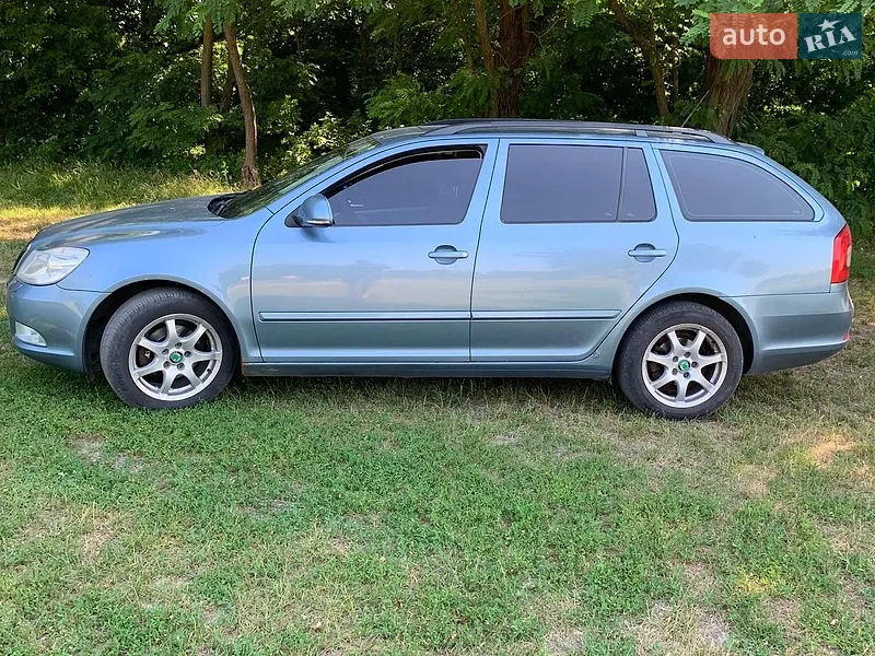 Skoda Octavia 2009 VIN TMBHJ61Z8A2056449 фото оголошення 3 з 50