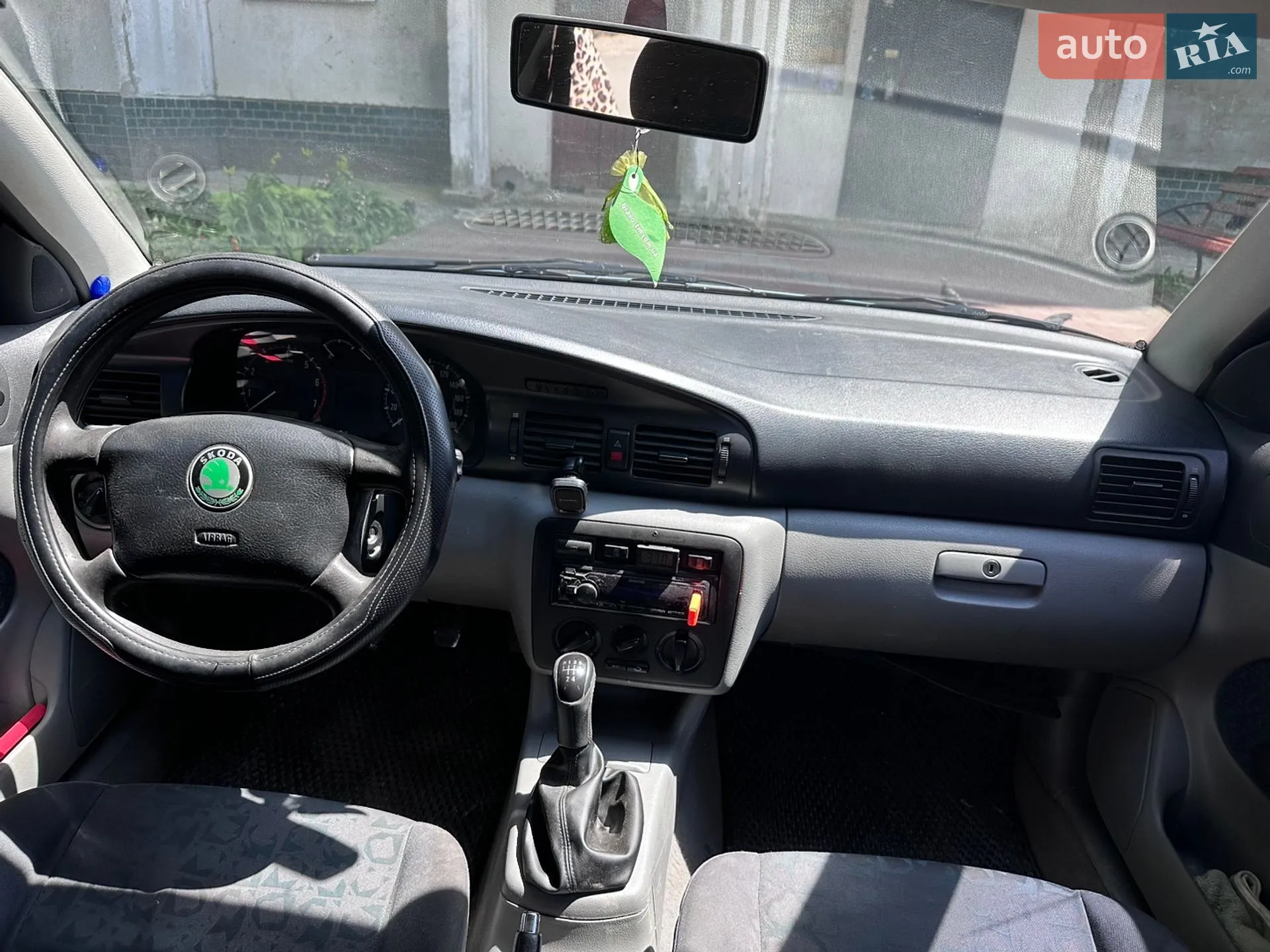 Skoda Octavia 1998 VIN TMBZZZ1U0X2158498 фото оголошення 6 з 10