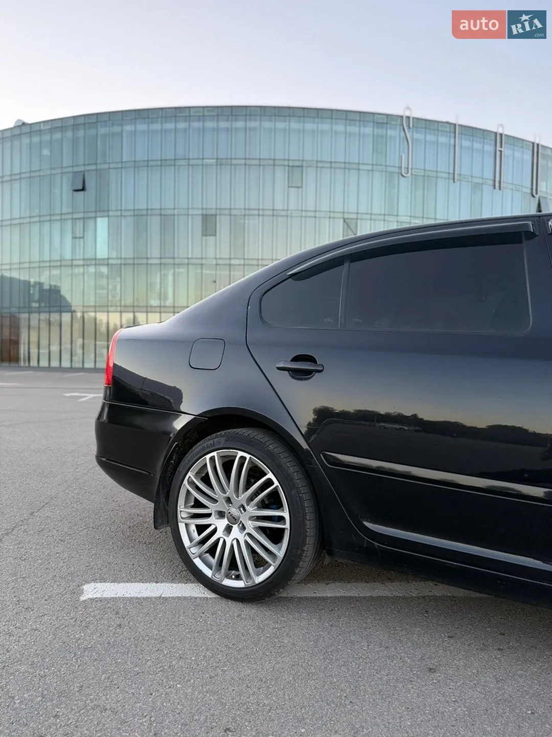 2010 Skoda Octavia - мініатюра 16