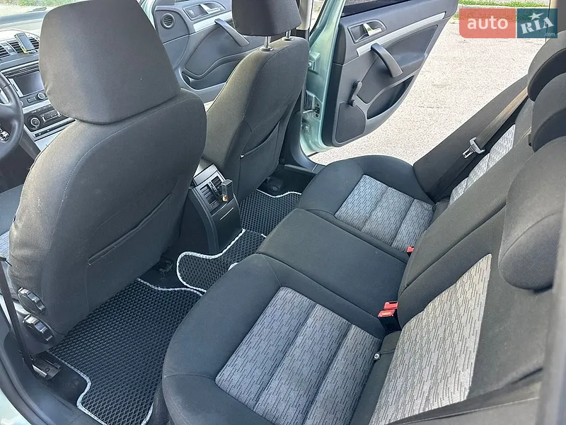 Skoda Octavia 2009 VIN TMBHJ61Z1A8020907 фото оголошення 7 з 51