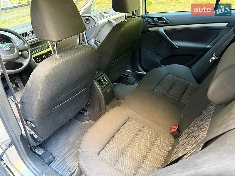 Skoda Octavia 2010 VIN TMBBA41ZXBB151364 фото оголошення 11 з 44