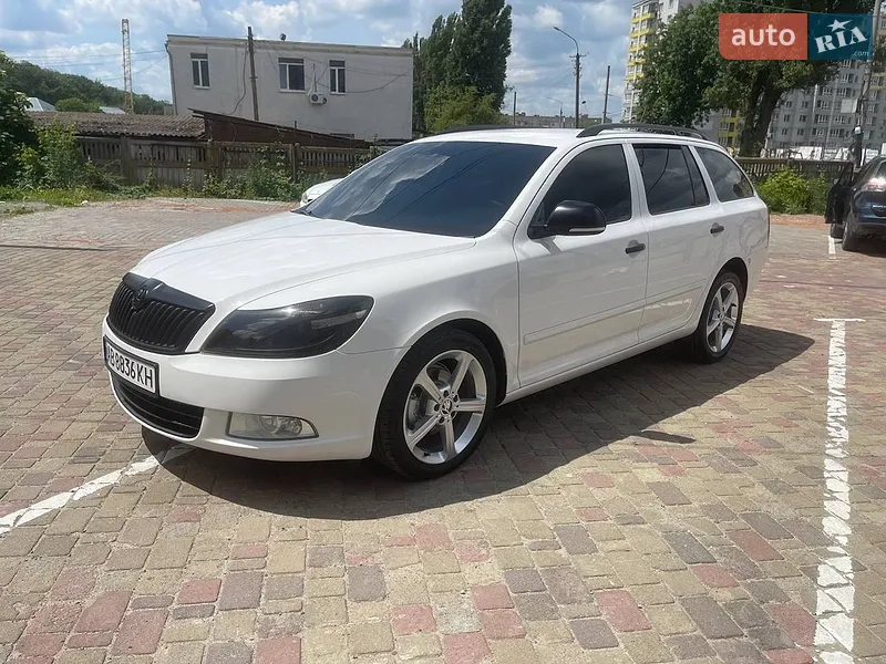 Skoda Octavia 2011 VIN TMBTTC1Z9C2024762 фото оголошення 16 з 57