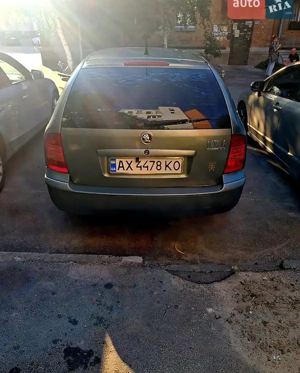 Skoda Octavia 2001 VIN TMBGE41UX22547874 фото оголошення 8 з 46