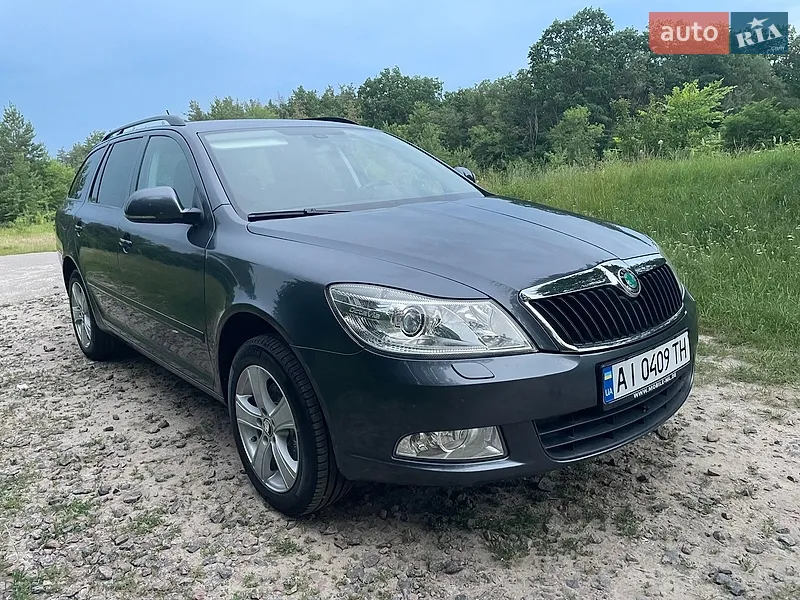 Skoda Octavia 2010 VIN TMBKE61Z2B2082900 фото оголошення 3 з 52