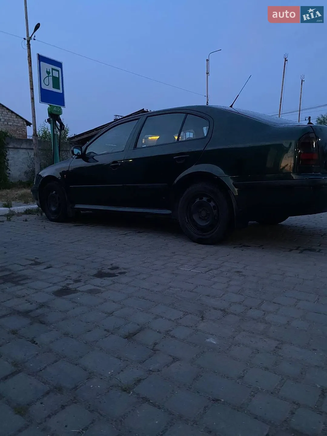 Skoda Octavia 2000 VIN TMBBP41U4YX282868 фото оголошення 4 з 13