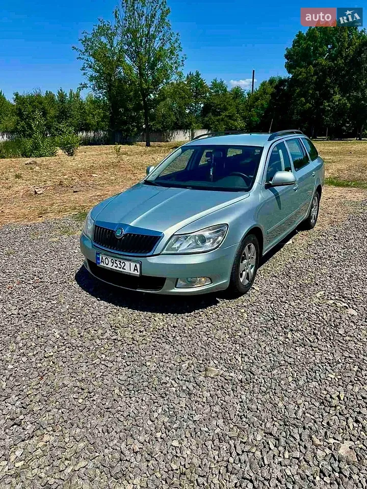 2010 Skoda Octavia - мініатюра 17