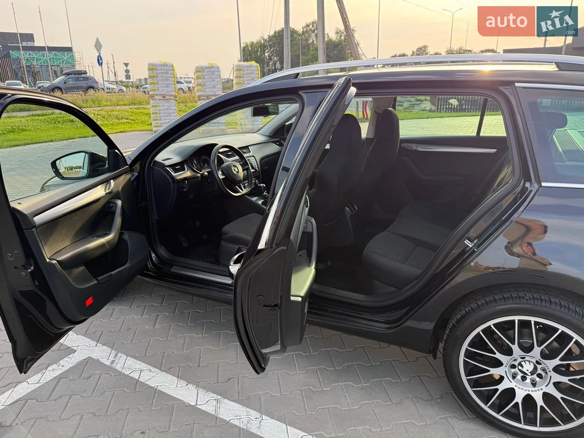 2015 Skoda Octavia - мініатюра 23