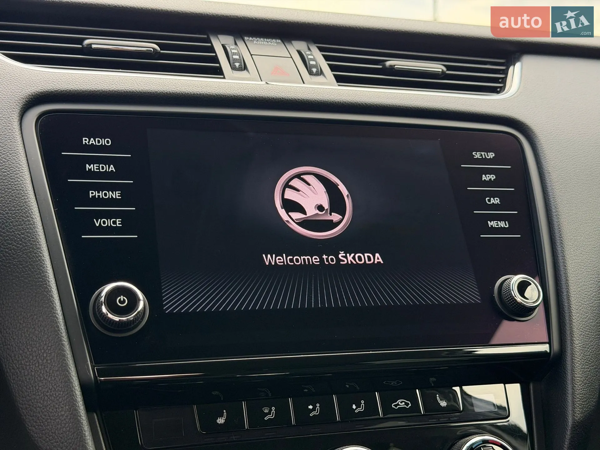 2020 Skoda Octavia - мініатюра 108
