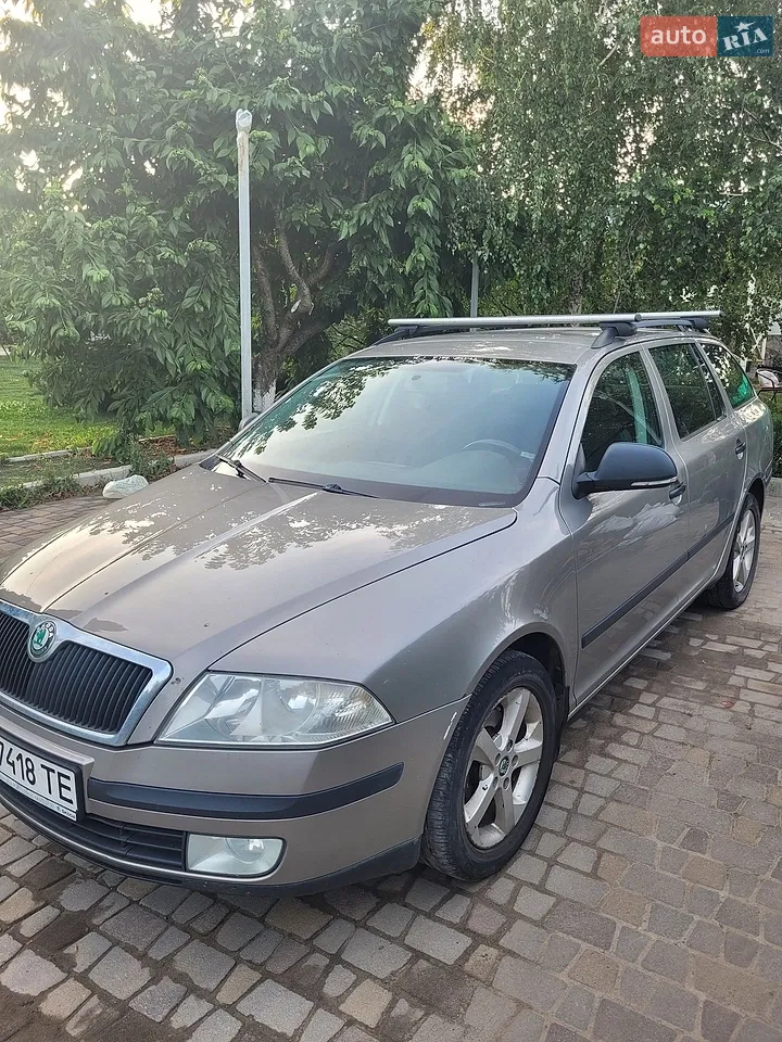 2011 Skoda Octavia - мініатюра 12