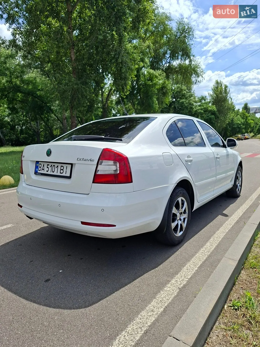 2011 Skoda Octavia - мініатюра 4