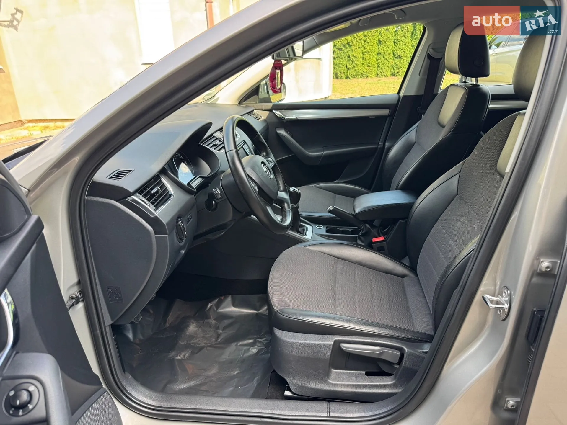 2013 Skoda Octavia - мініатюра 24