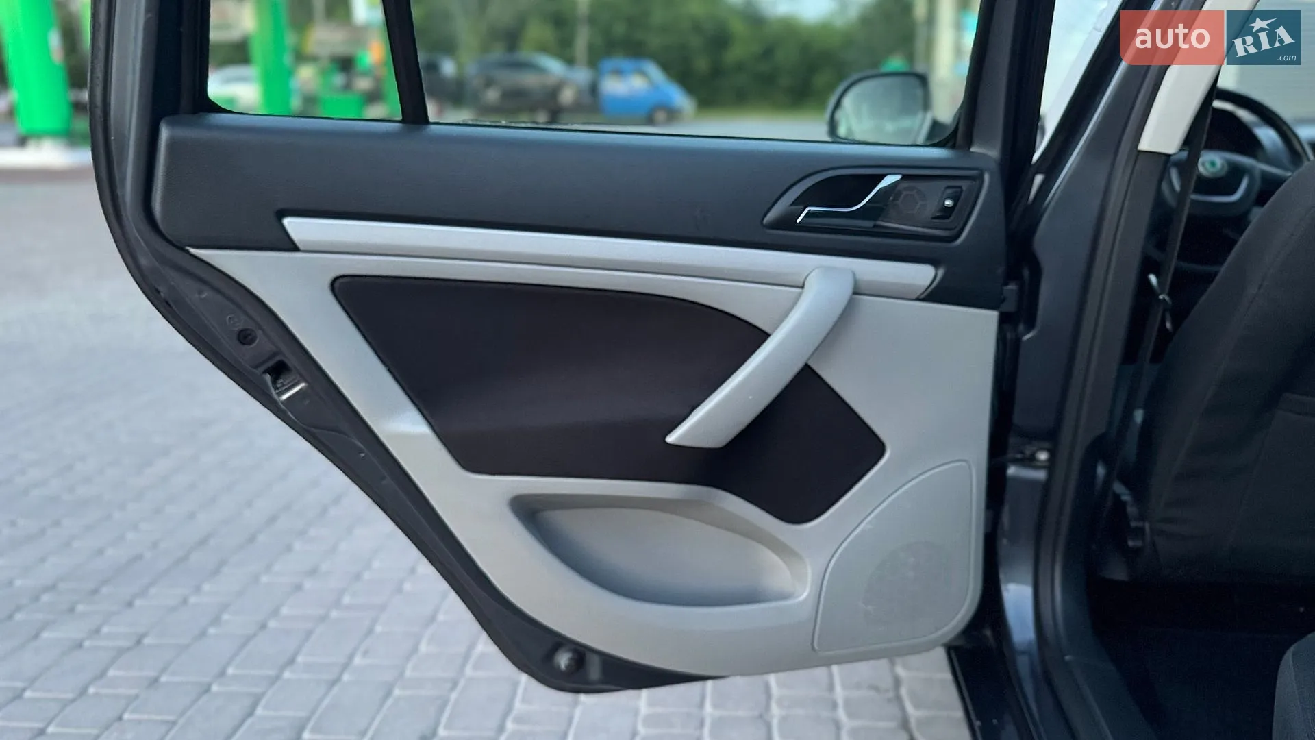 2012 Skoda Octavia - мініатюра 21