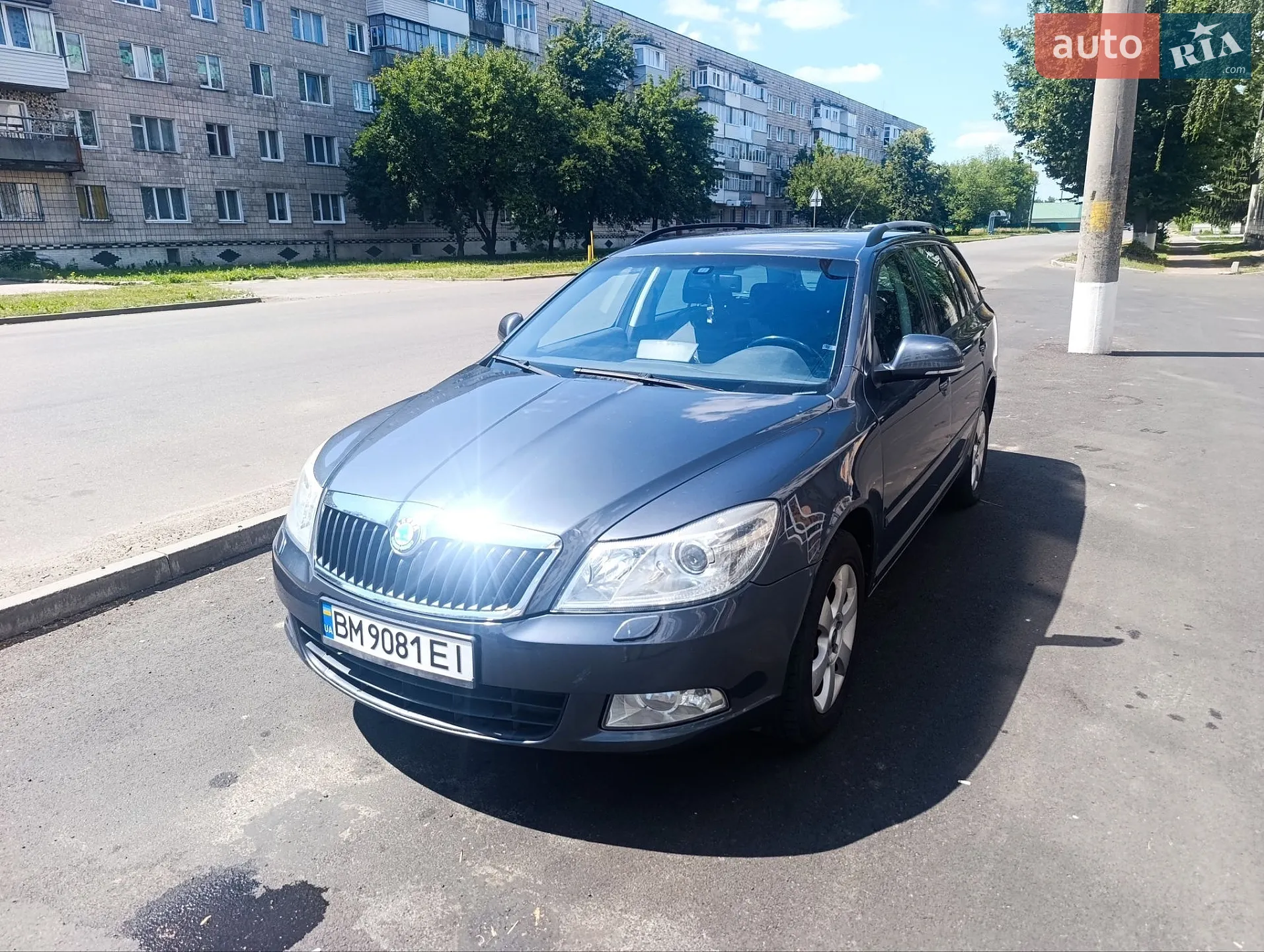 2010 Skoda Octavia - мініатюра 3