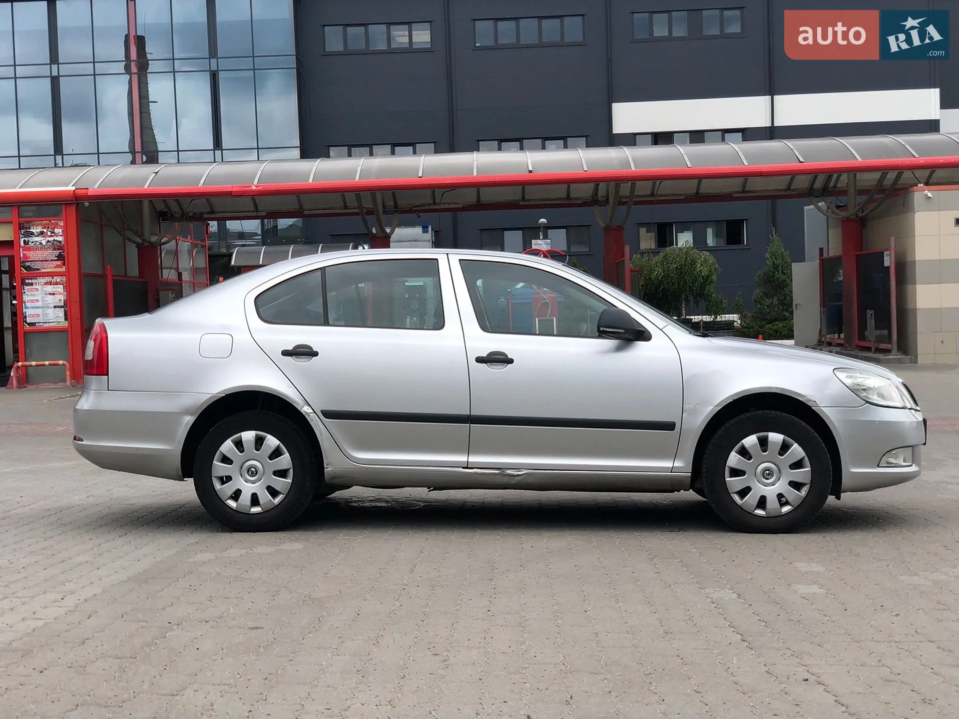 2010 Skoda Octavia - мініатюра 3