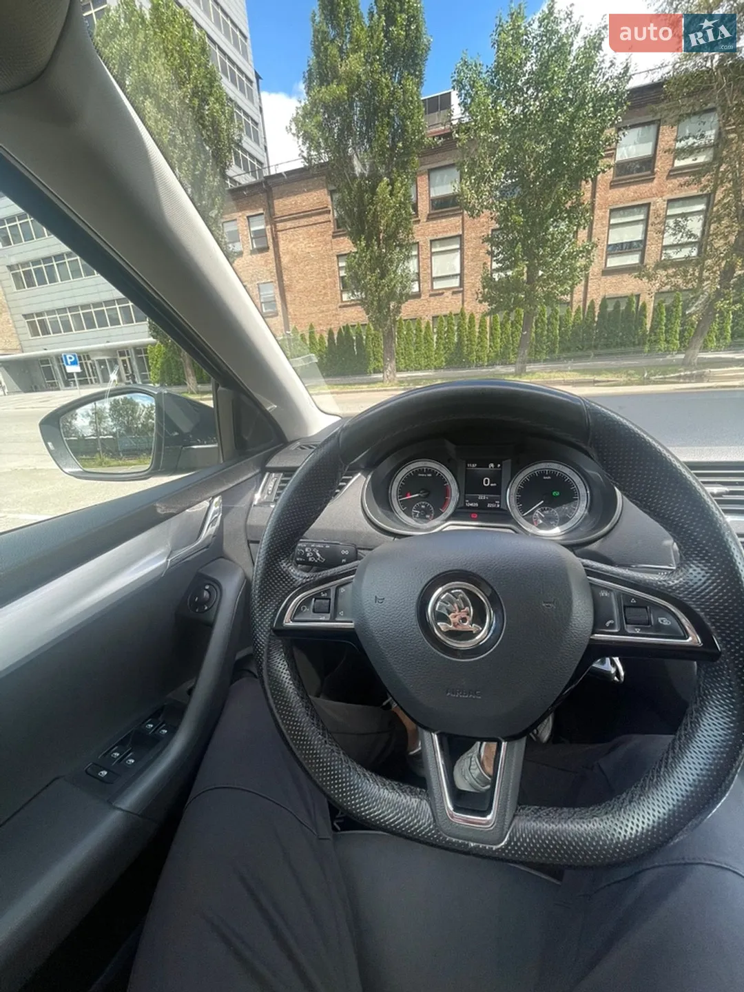 2017 Skoda Octavia - мініатюра 22