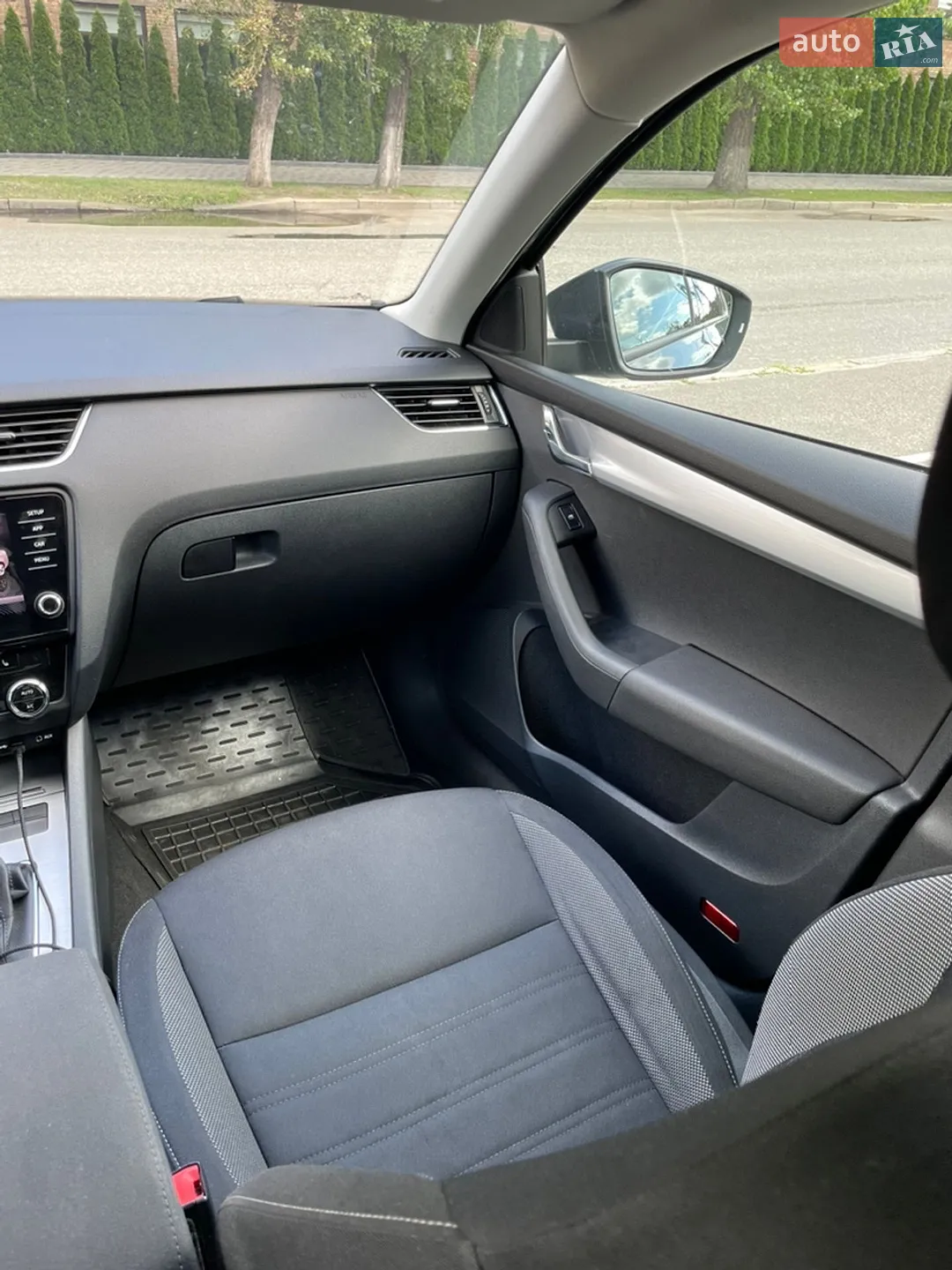 2017 Skoda Octavia - мініатюра 26