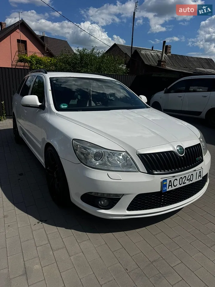 2010 Skoda Octavia - мініатюра 23