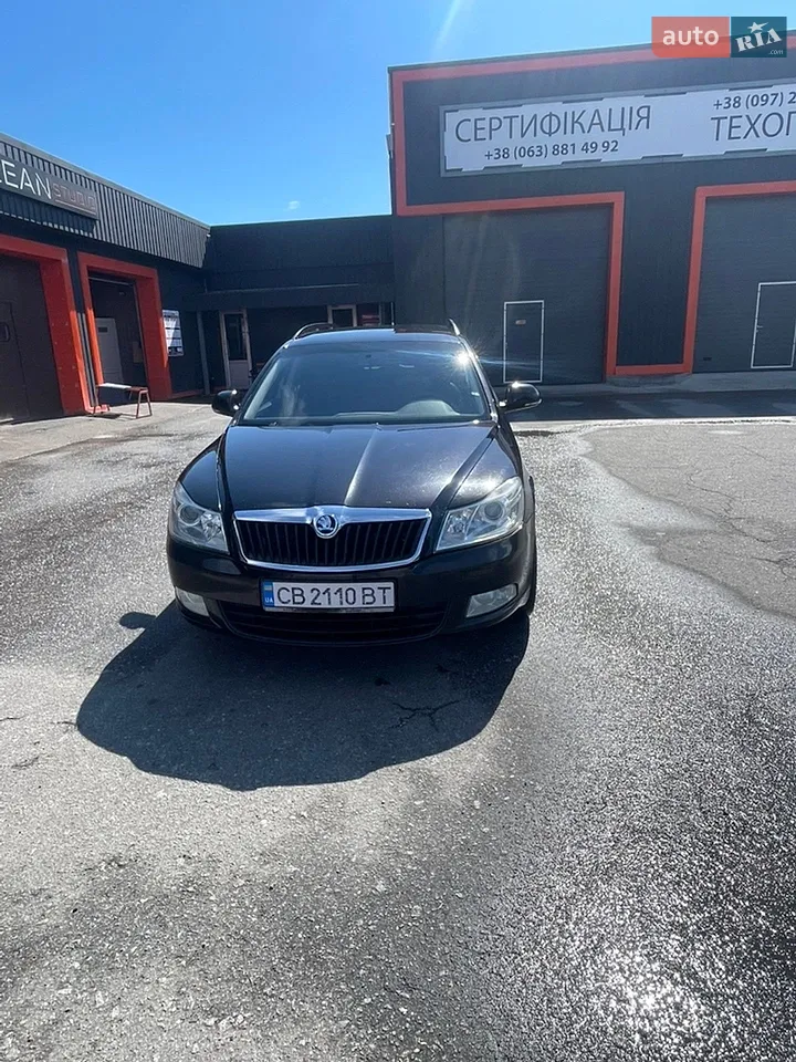 2010 Skoda Octavia - мініатюра 9
