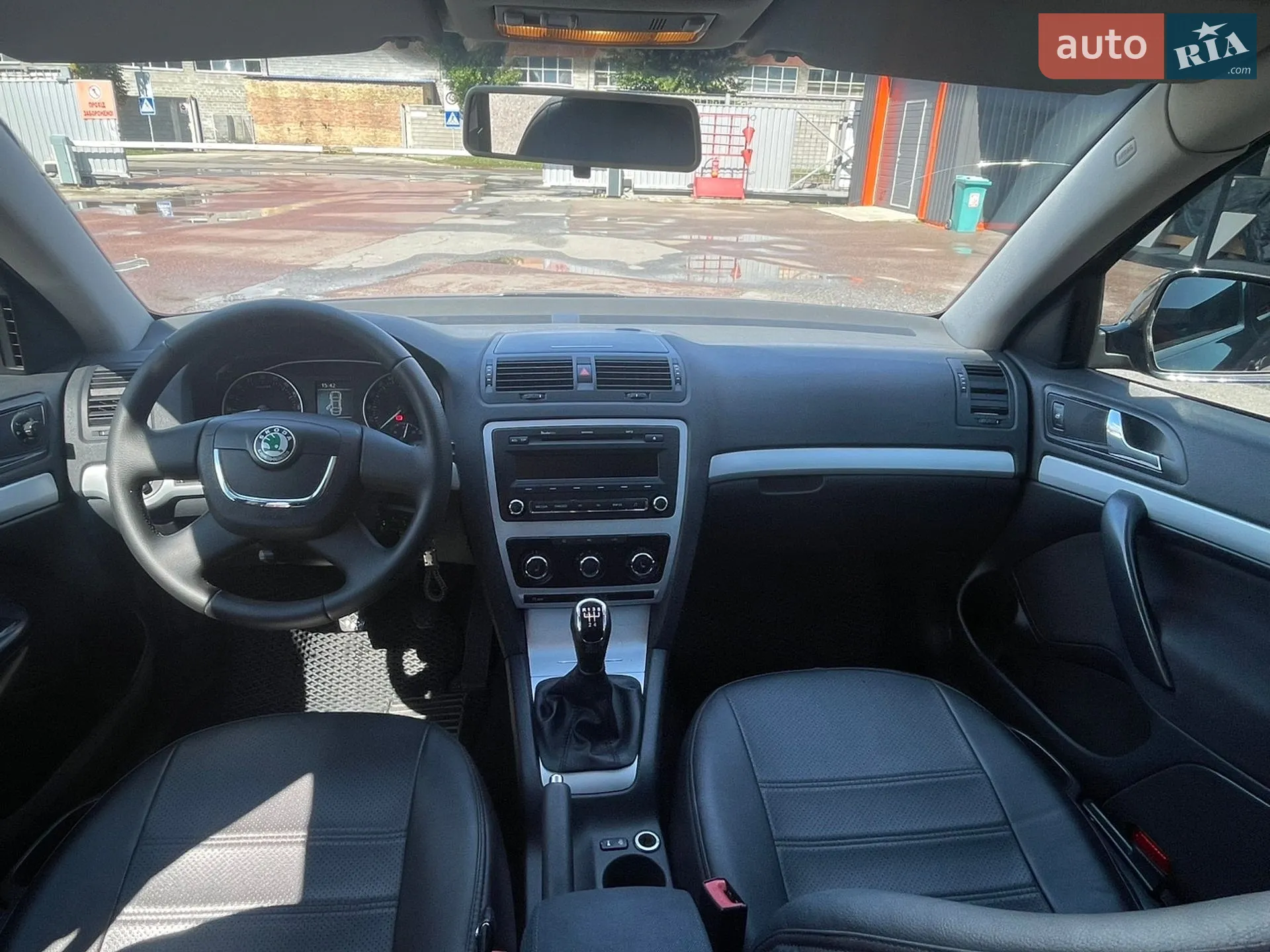 2011 Skoda Octavia - мініатюра 16