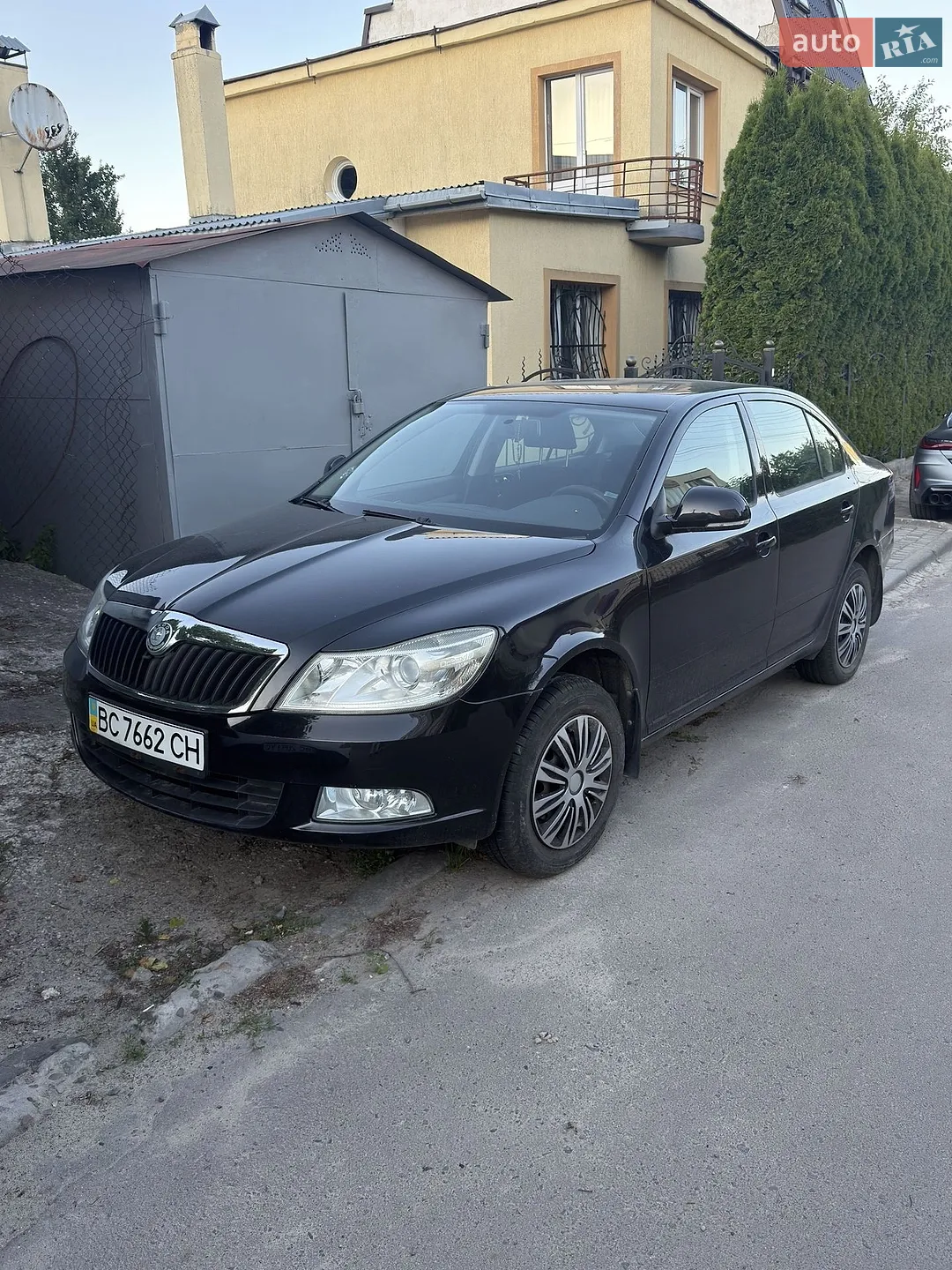 2010 Skoda Octavia - фото 1
