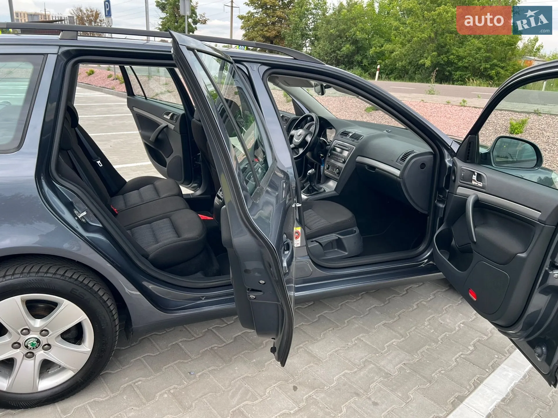 2011 Skoda Octavia - мініатюра 24