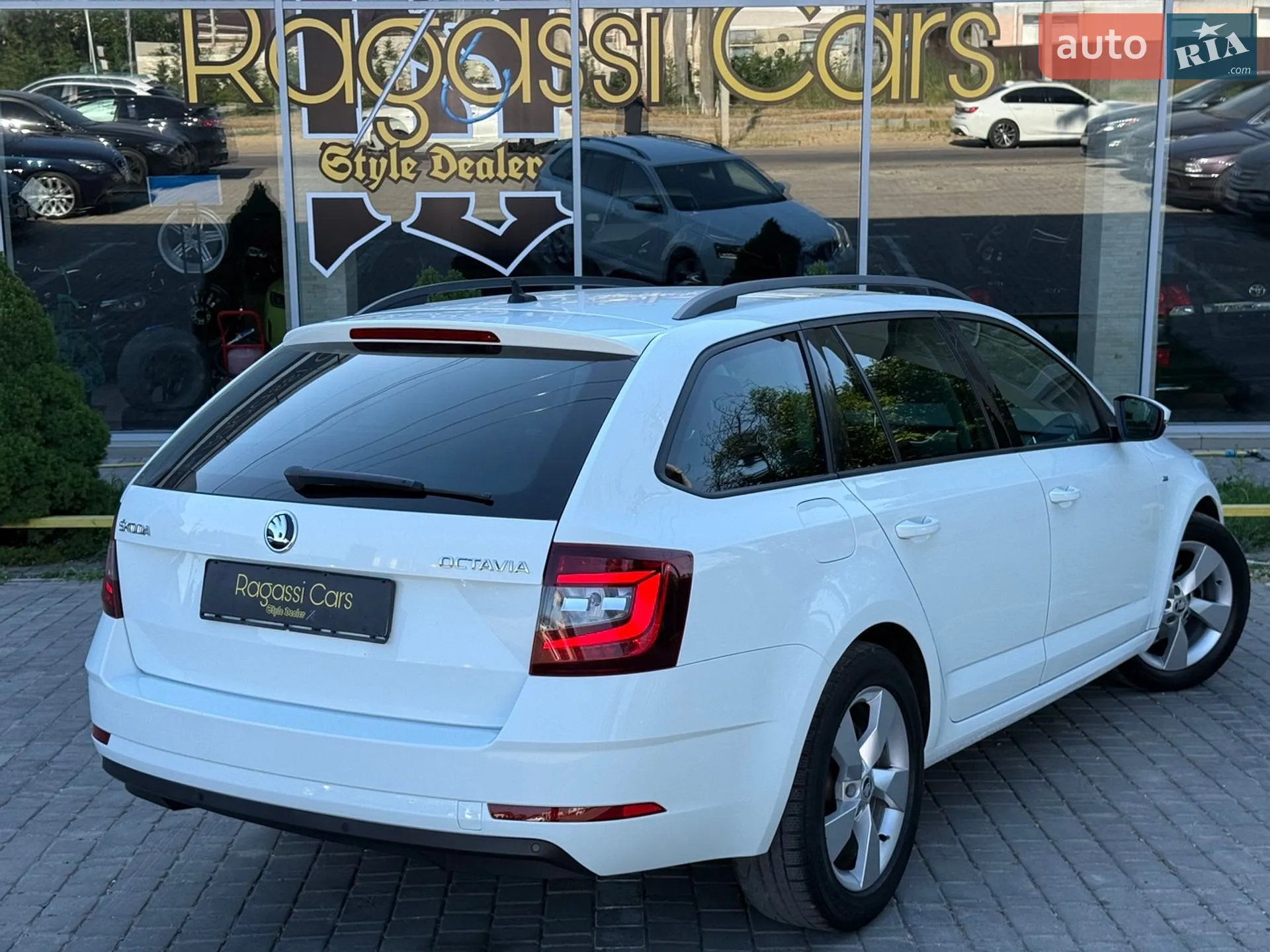 2017 Skoda Octavia - мініатюра 6