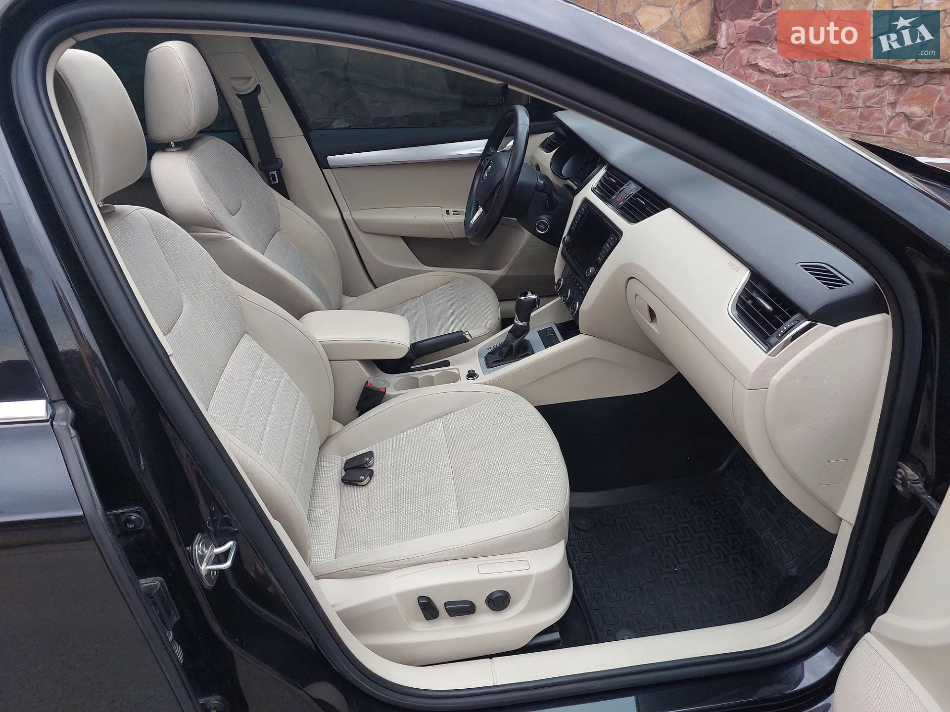 2015 Skoda Octavia - мініатюра 32