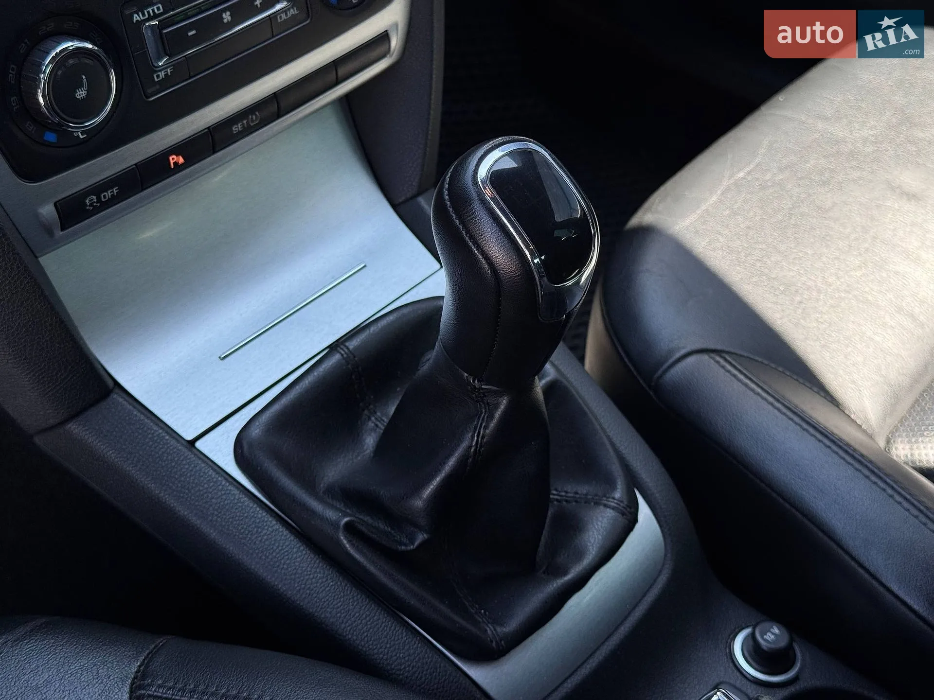 2011 Skoda Octavia - мініатюра 41