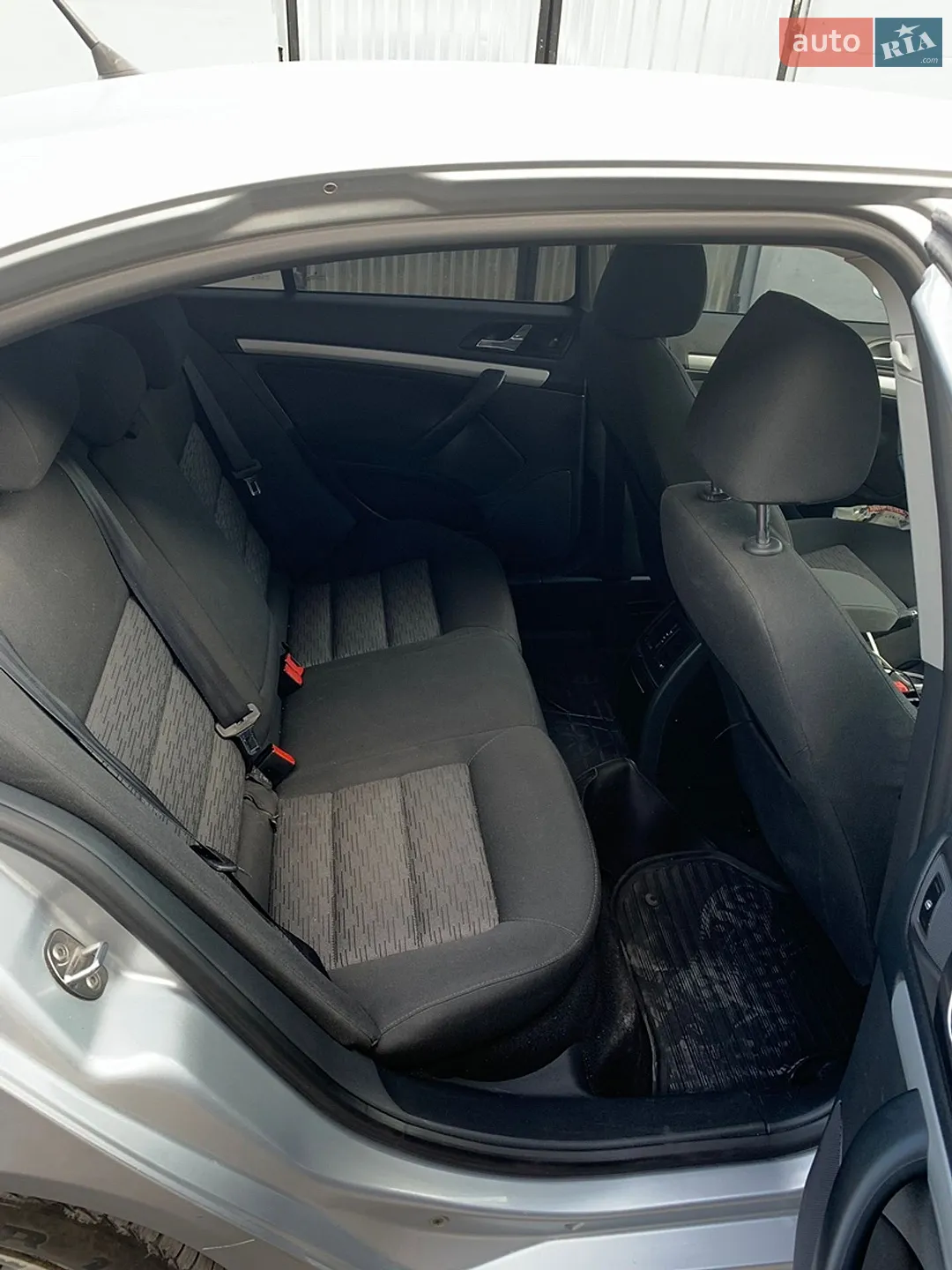 2011 Skoda Octavia - мініатюра 19