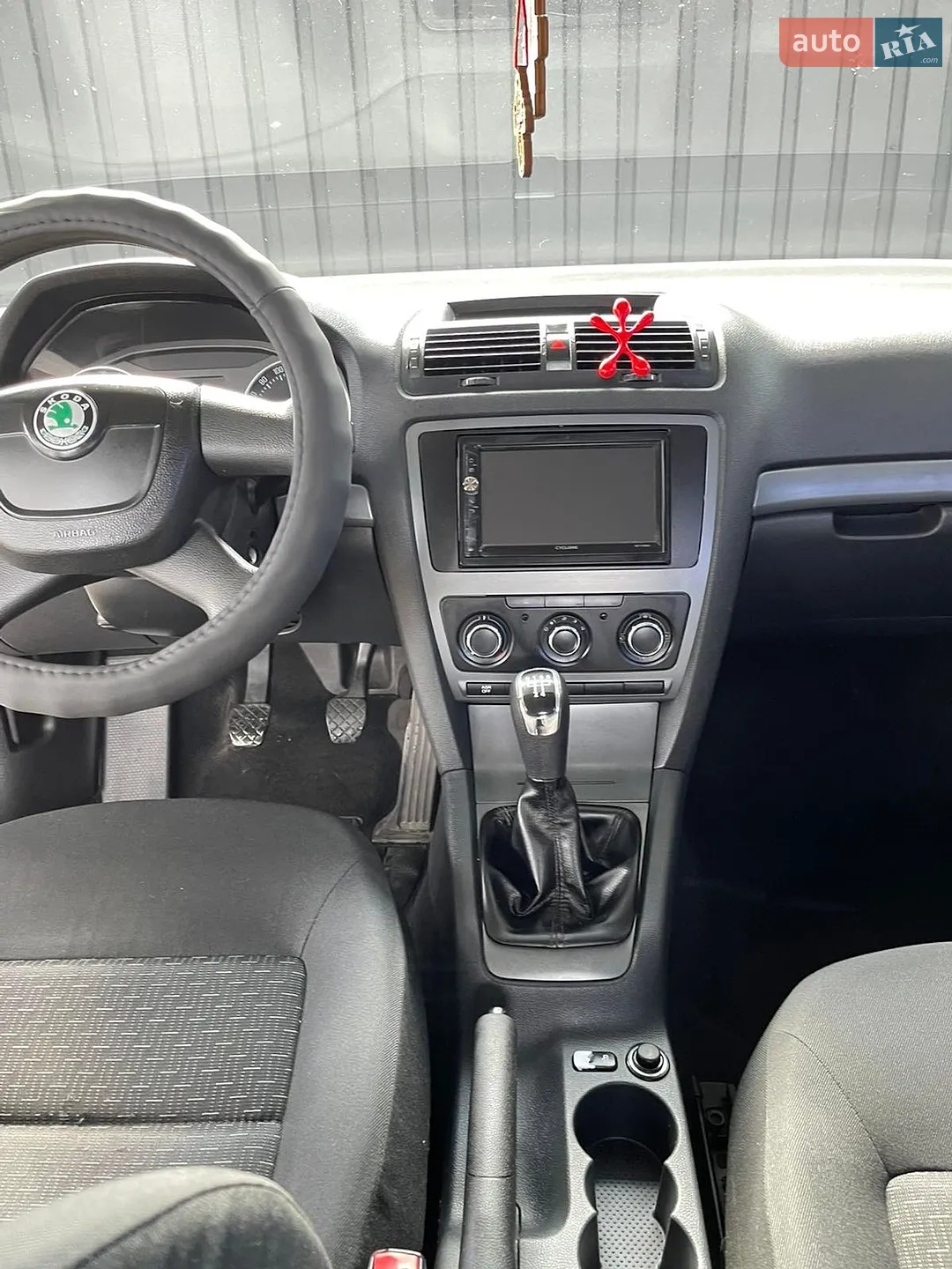 2011 Skoda Octavia - мініатюра 9