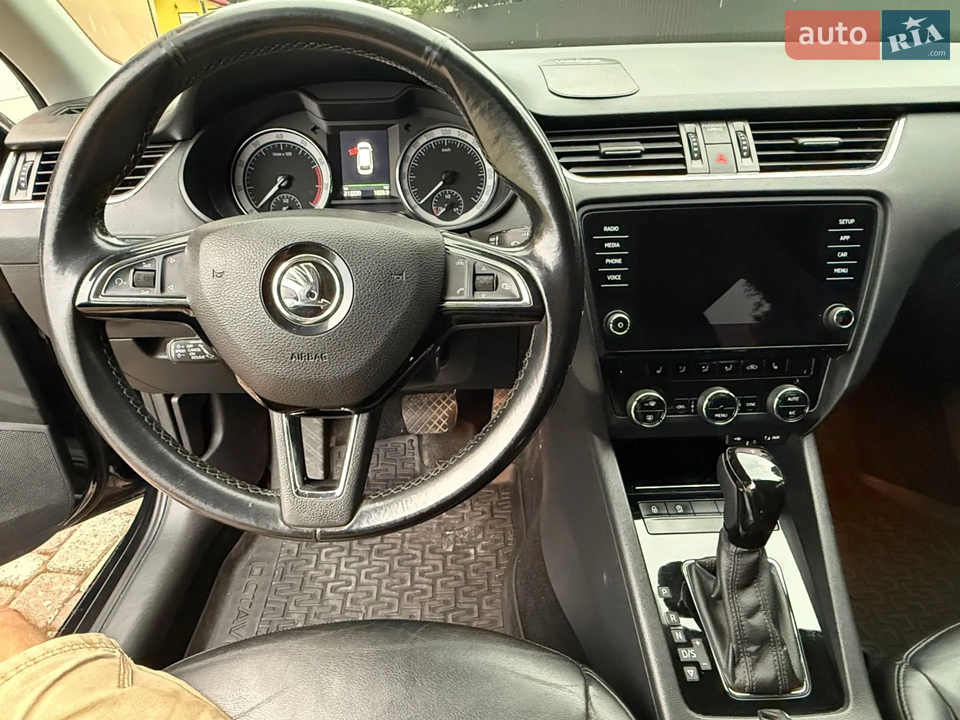 2017 Skoda Octavia - мініатюра 57