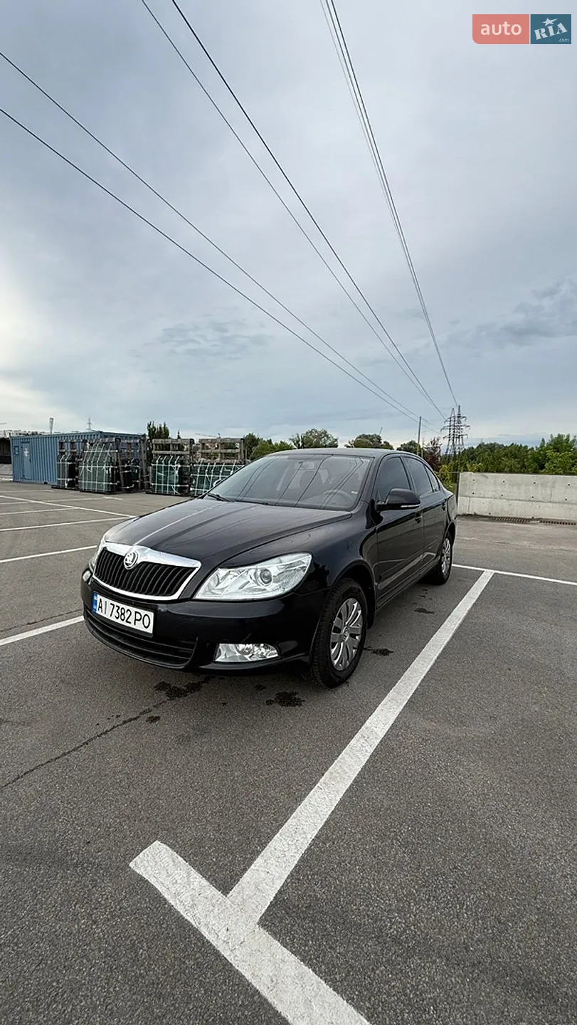 2010 Skoda Octavia - фото 1