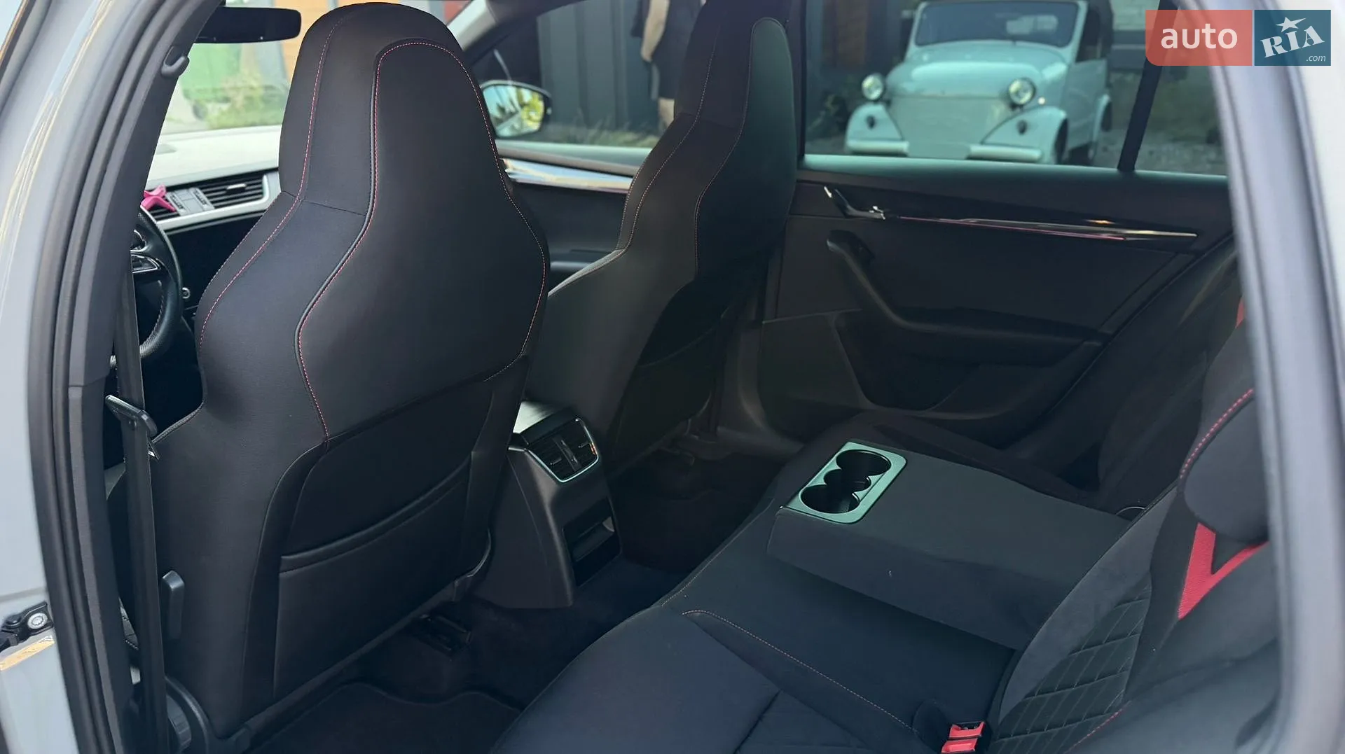 2019 Skoda Octavia - мініатюра 37