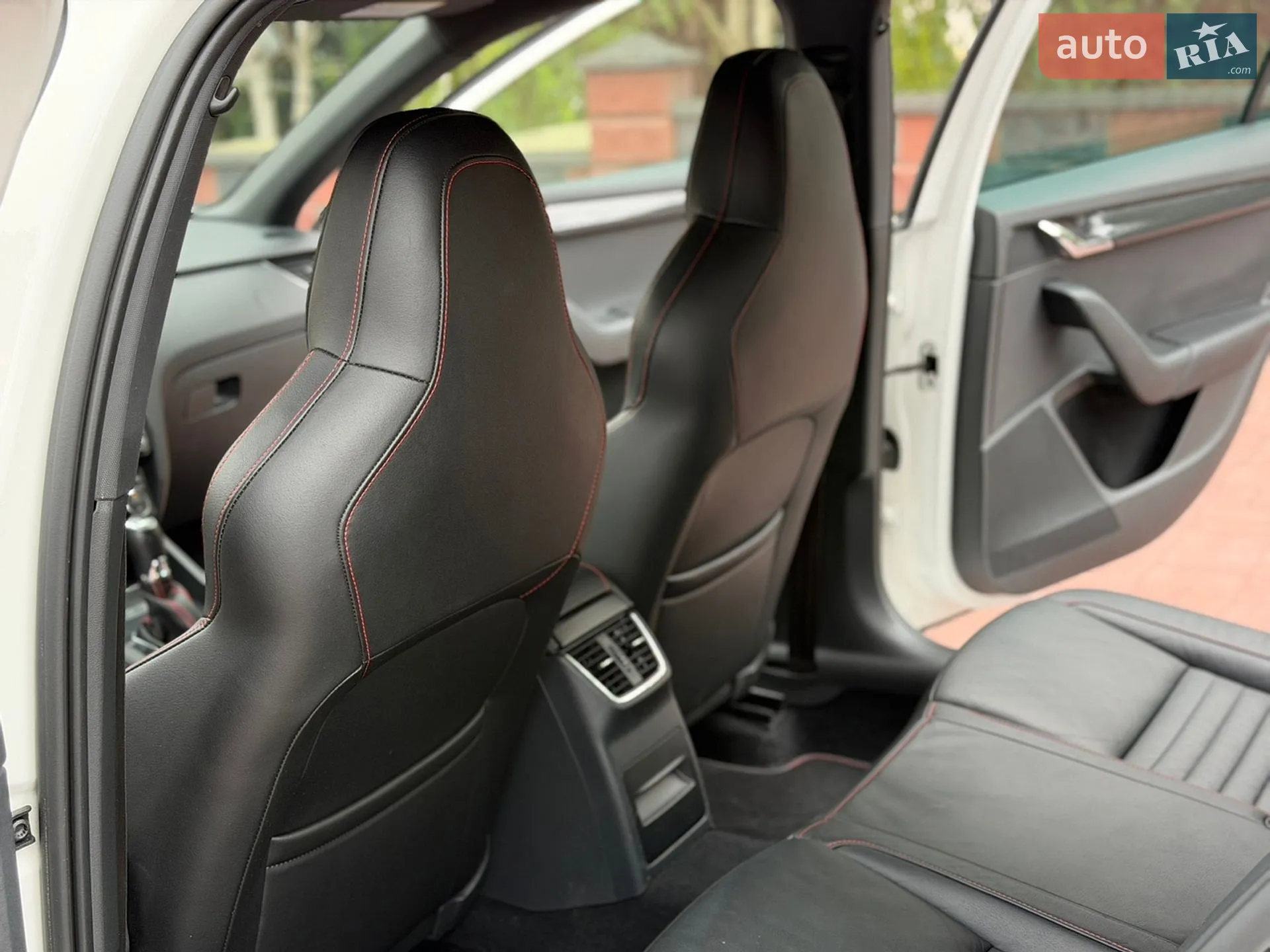 2014 Skoda Octavia - мініатюра 36