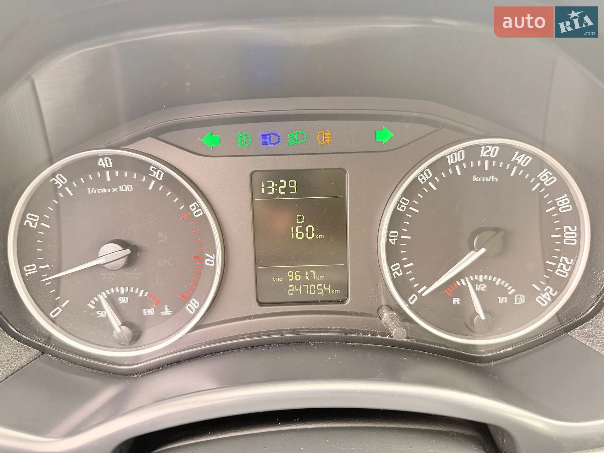 2010 Skoda Octavia - мініатюра 19
