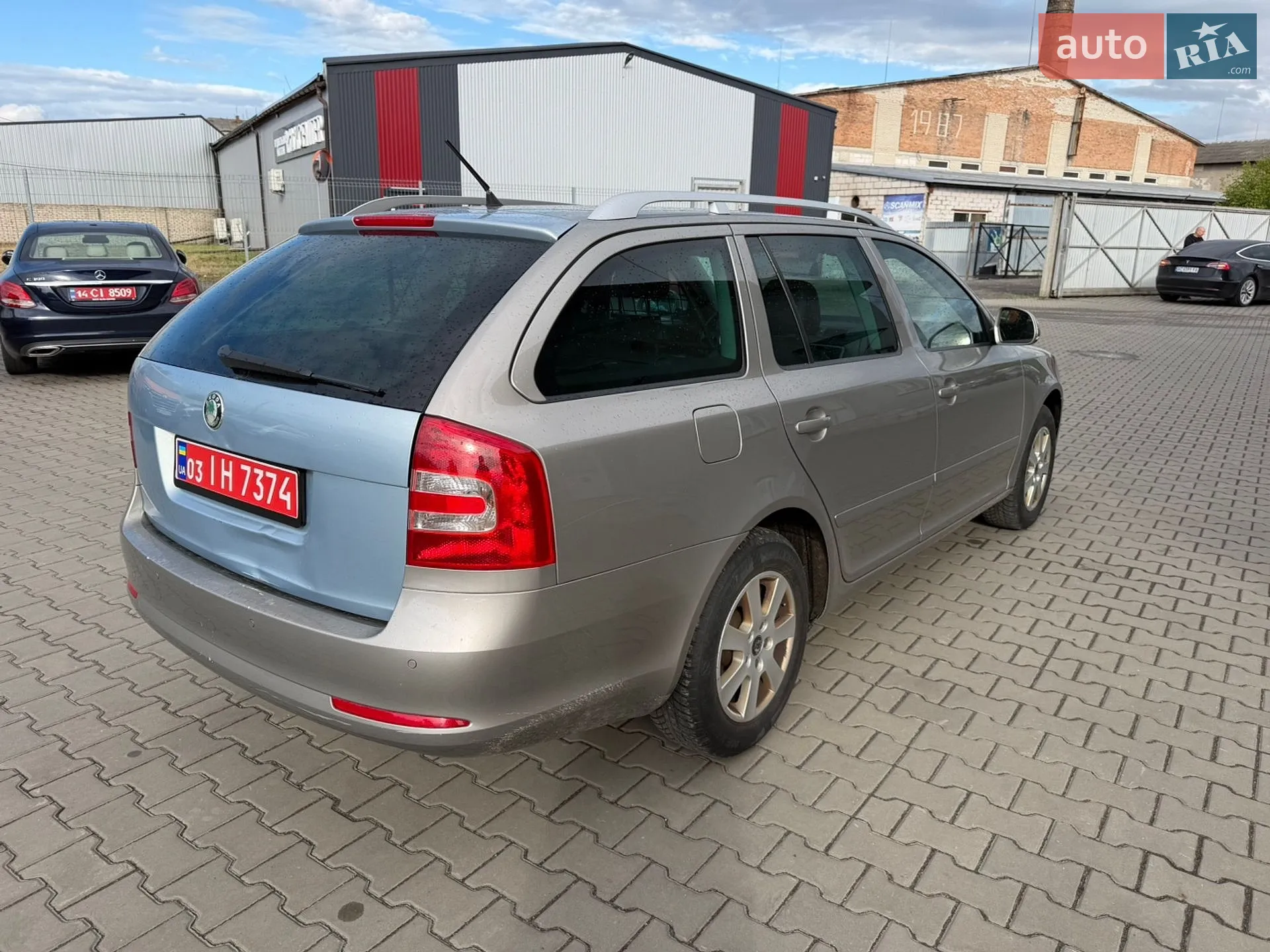 2011 Skoda Octavia - мініатюра 4