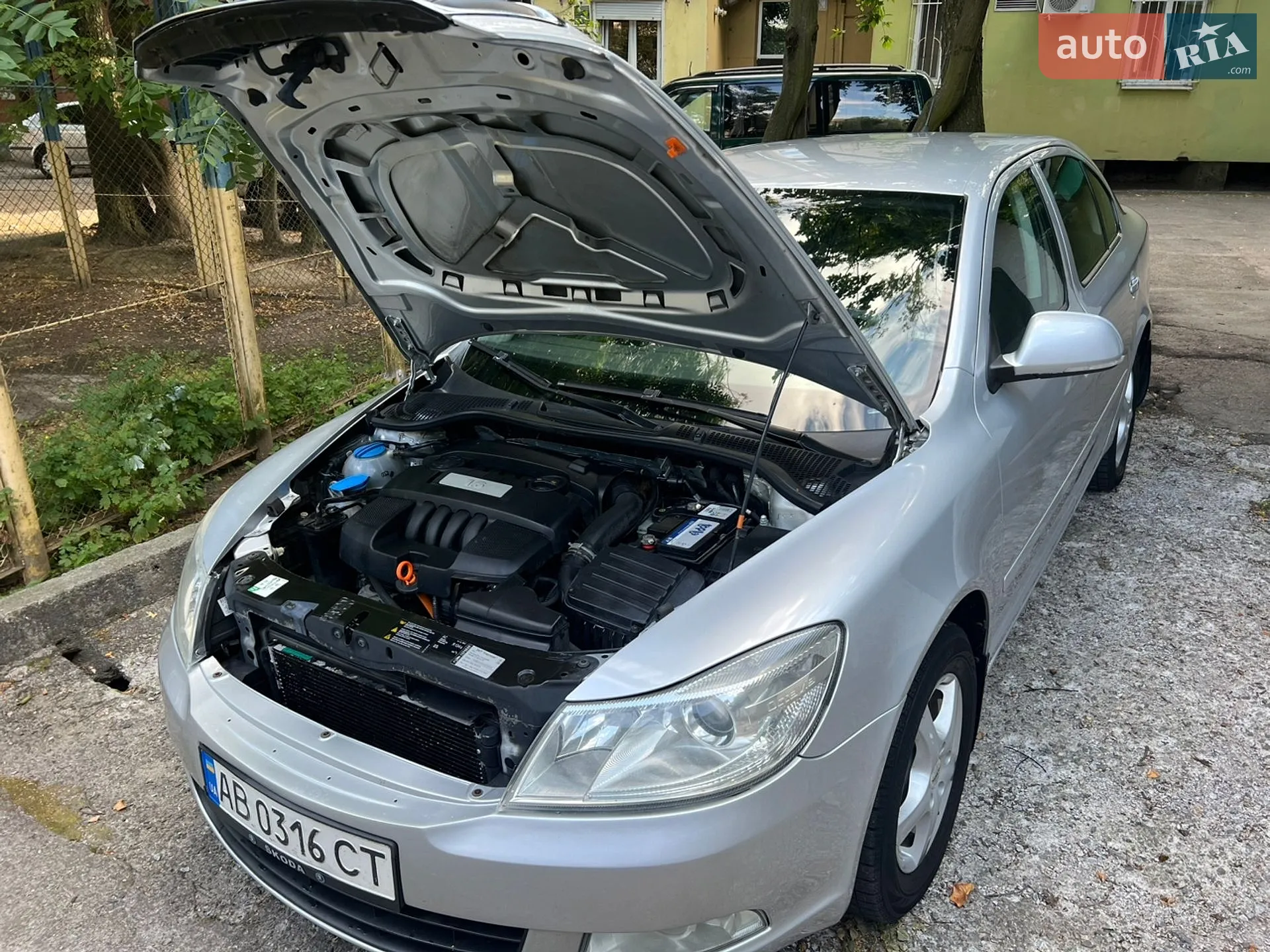 2010 Skoda Octavia - мініатюра 38
