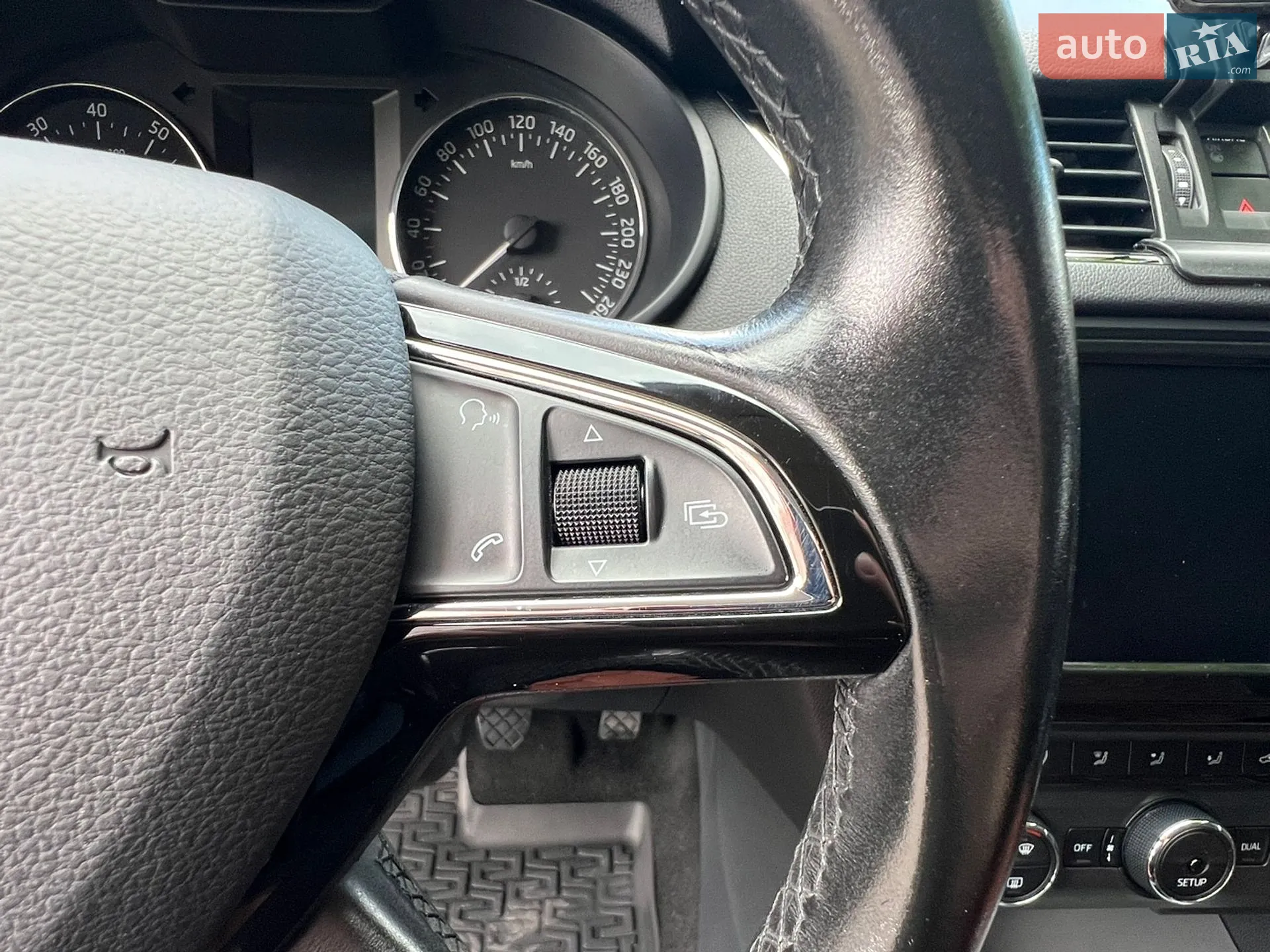 2013 Skoda Octavia - мініатюра 17