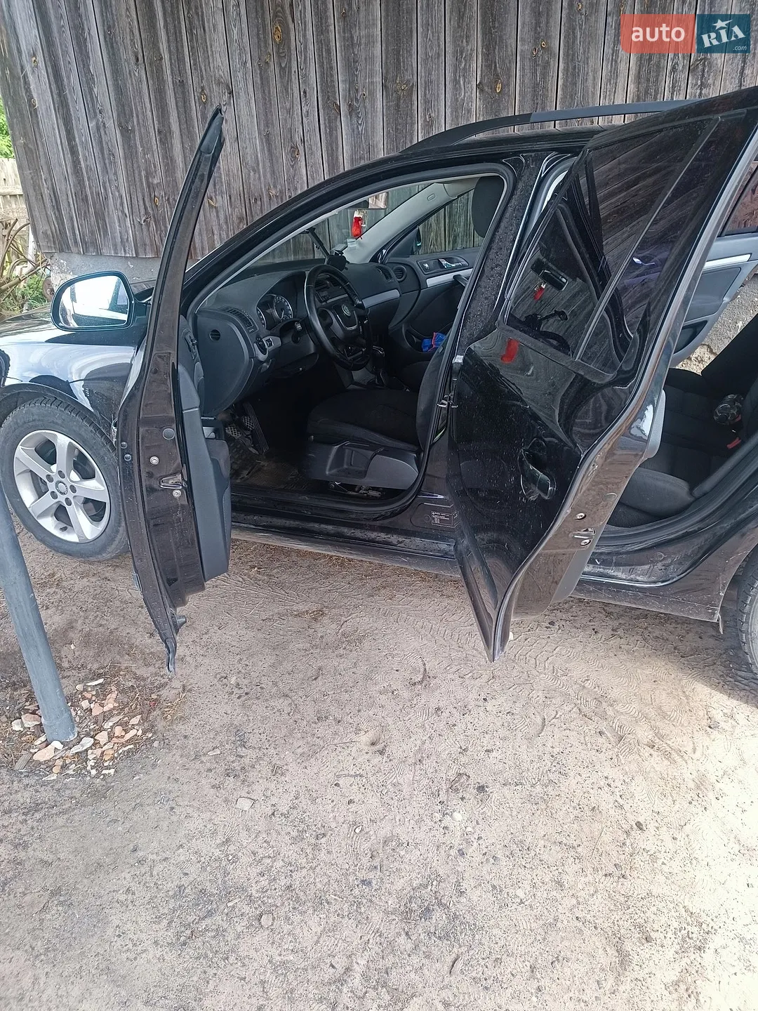 2011 Skoda Octavia - мініатюра 2