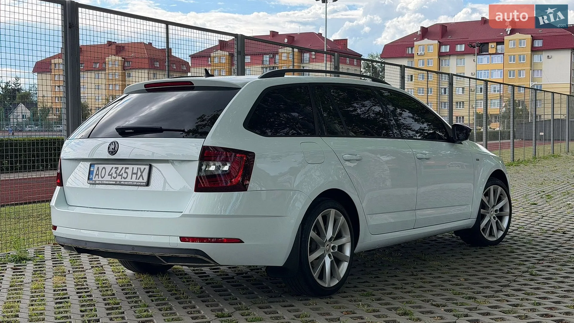 2017 Skoda Octavia - мініатюра 9