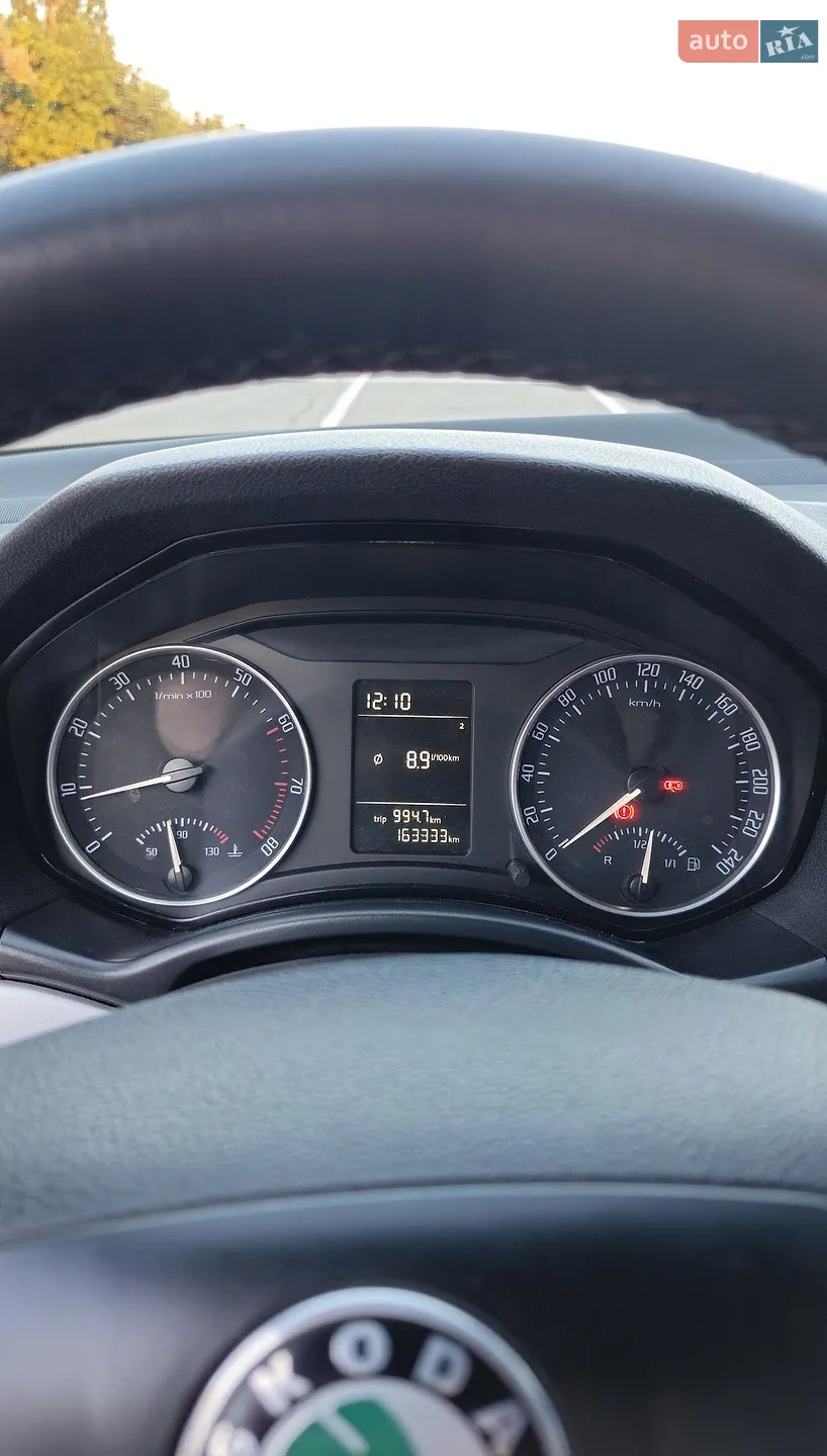 2011 Skoda Octavia - мініатюра 10