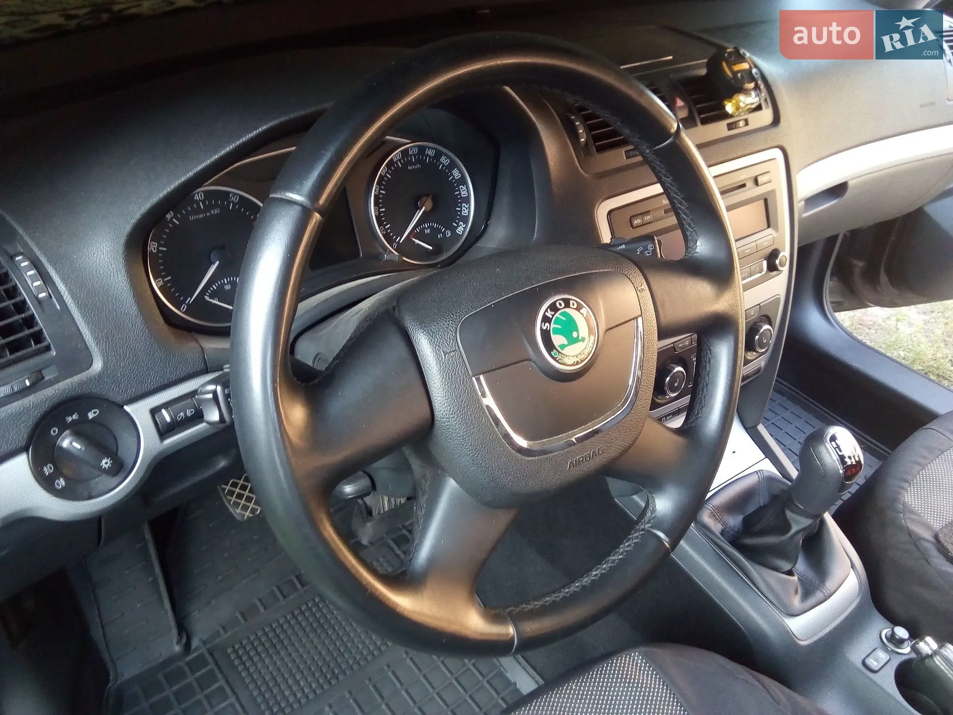 2011 Skoda Octavia - мініатюра 19