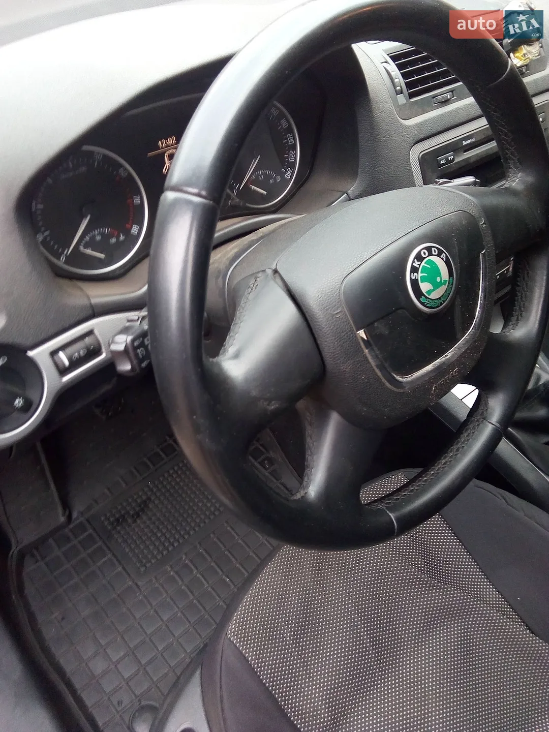 2011 Skoda Octavia - мініатюра 50
